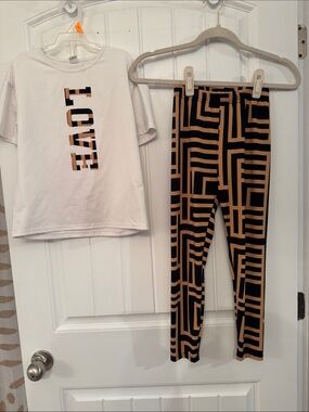SHEIN White Tee with Black & Tan Graphic